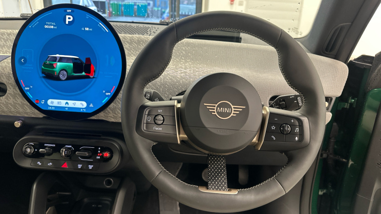 MINI Cooper 135kW E Exclusive [Level 2] 41kWh 3dr Auto Electric Hatchback